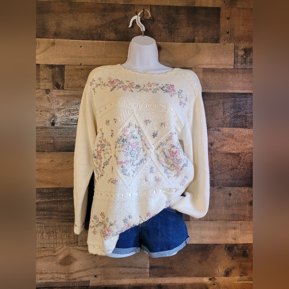 Vintage Sweater Worthington Grandma Beaded Embroidery Size Medium Grannycore